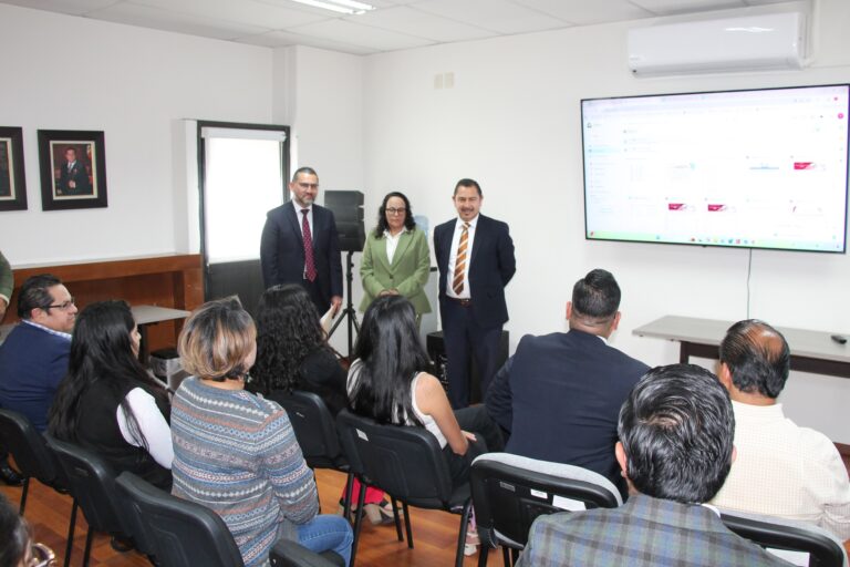 Como parte del programa de capacitación continua, las personas servidoras públicas del Tribunal de Justicia Administrativa del Estado de Tlaxcala, cursan el taller Permanente de Herramientas Tecnológicas…