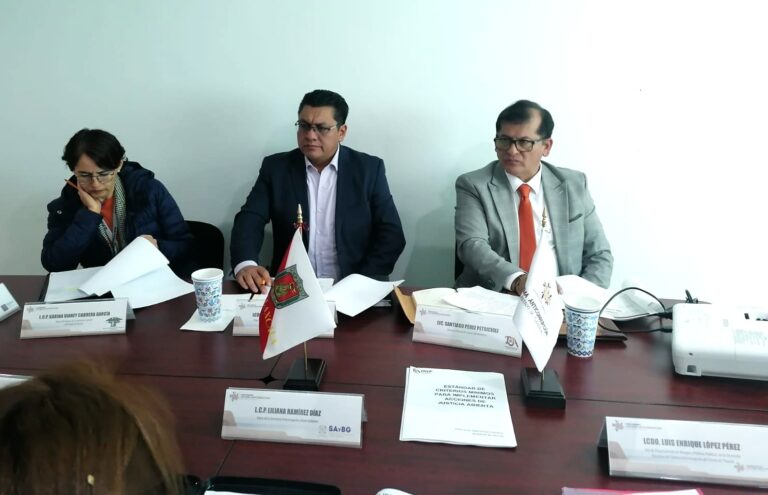 Los directores de Vinculación y Políticas Públicas y Jurídico del Tribunal de Justicia Administrativa del Estado de Tlaxcala, acudieron a una mesa de trabajo de enlaces de las instituciones que integran el Sistema Anticorrupción del Estado de Tlaxcala